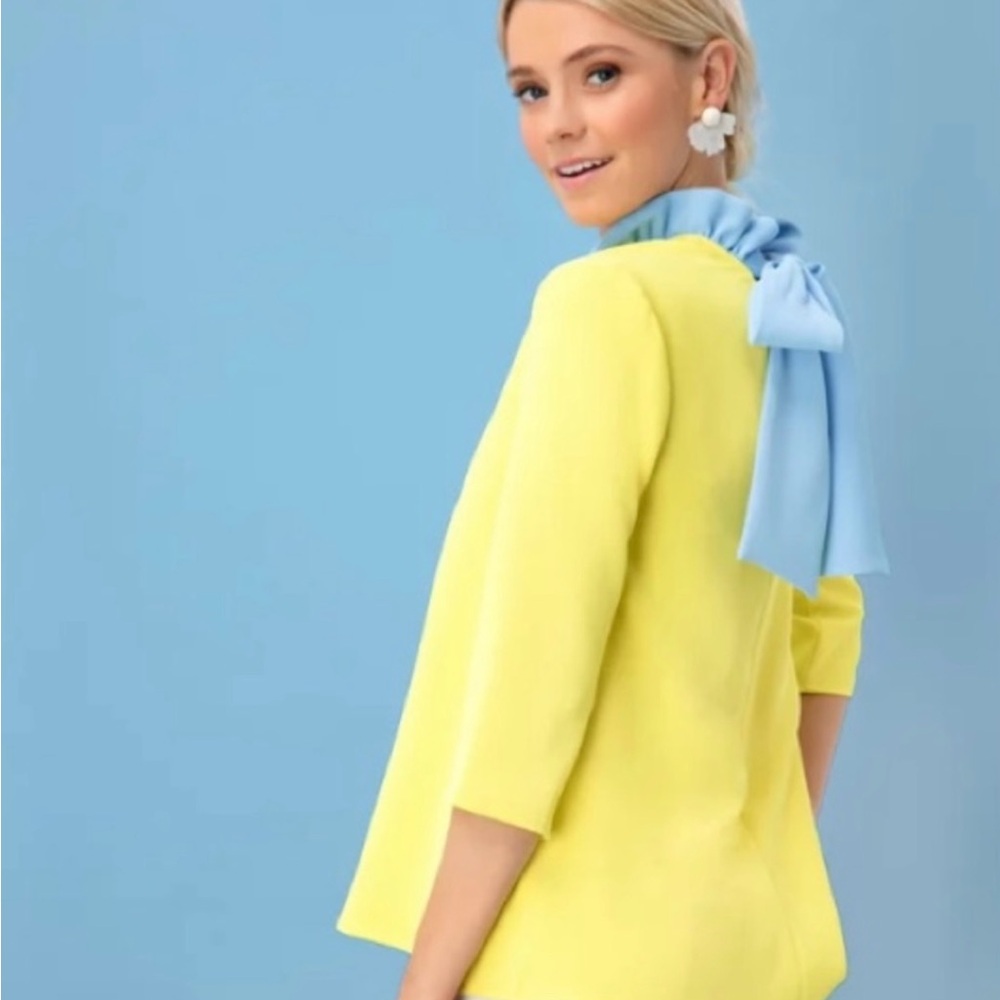 Tuckernuck  Pomander Place Yellow Blouse with Blue Bow Medium